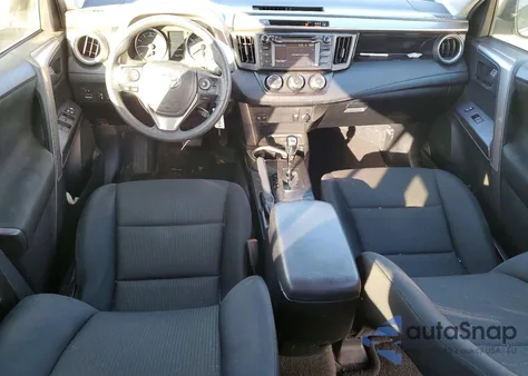 2018 Toyota Rav4 Le z USA, uszkodzony, nr VIN JTMBFREV0JJ181497